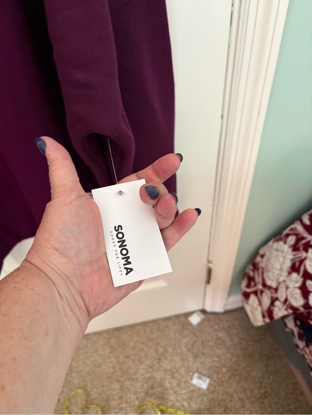 Sonoma V-Neck Pullover Sweatshirt in Plum - Picture 2 of 5